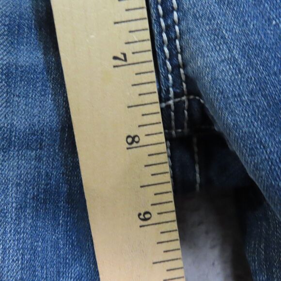 Miss Me Capri Jeans 26 Blue Embellished Bling Pockets Mid Rise Cuffed Denim - Picture 9 of 14